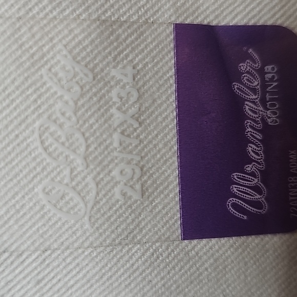 Wrangler Off-White Denim Pants - Picture 4 of 5